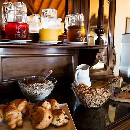 호텔 Aran View And 3*