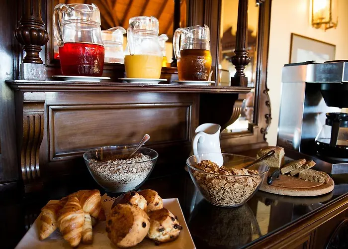 Отель Aran View And 3*