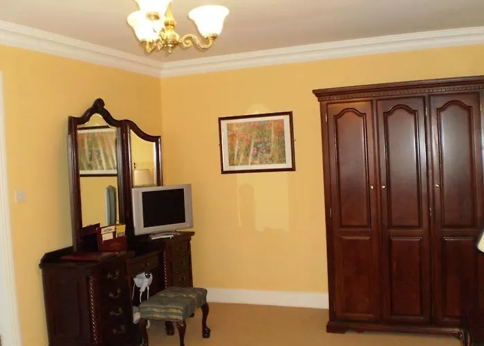 Отель Aran View And 3*