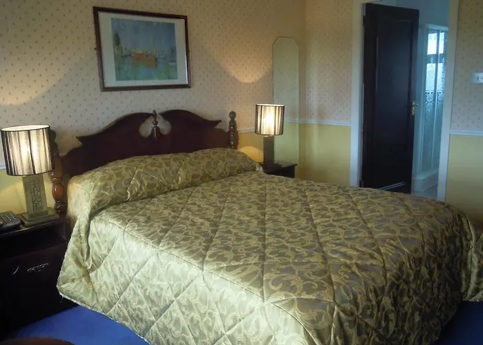 Aran View And Отель Дулин