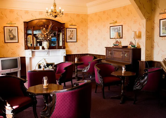 Отель Aran View And